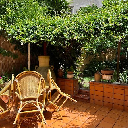 Apartamento La Limonaia Di Chiaia Nápoles Exterior foto